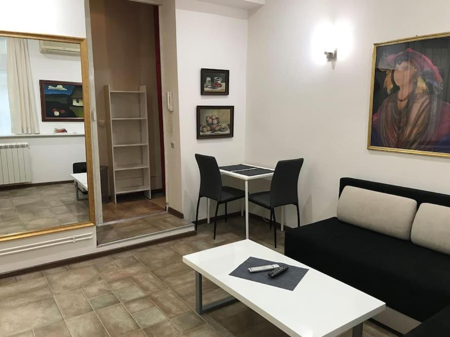 Saint Sava Studio Belgrado Esterno foto